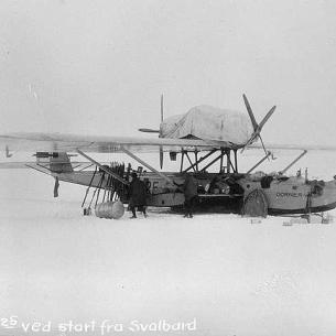 viaggio aereo di Amundsen